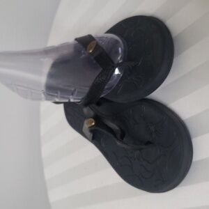 NWT GPOS Flip-flops Ladies 38 Black